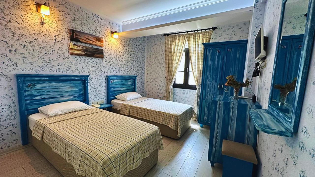 Mai̇ Hotel Çeşme Extérieur photo
