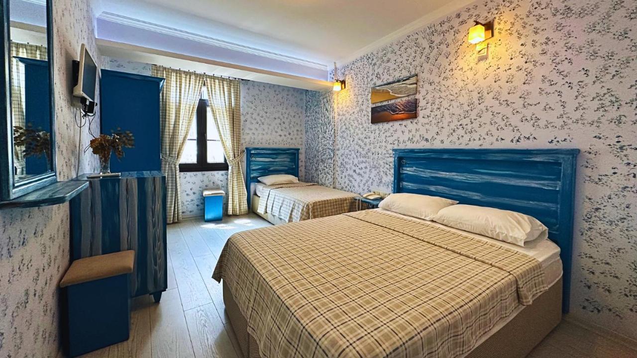 Mai̇ Hotel Çeşme Extérieur photo
